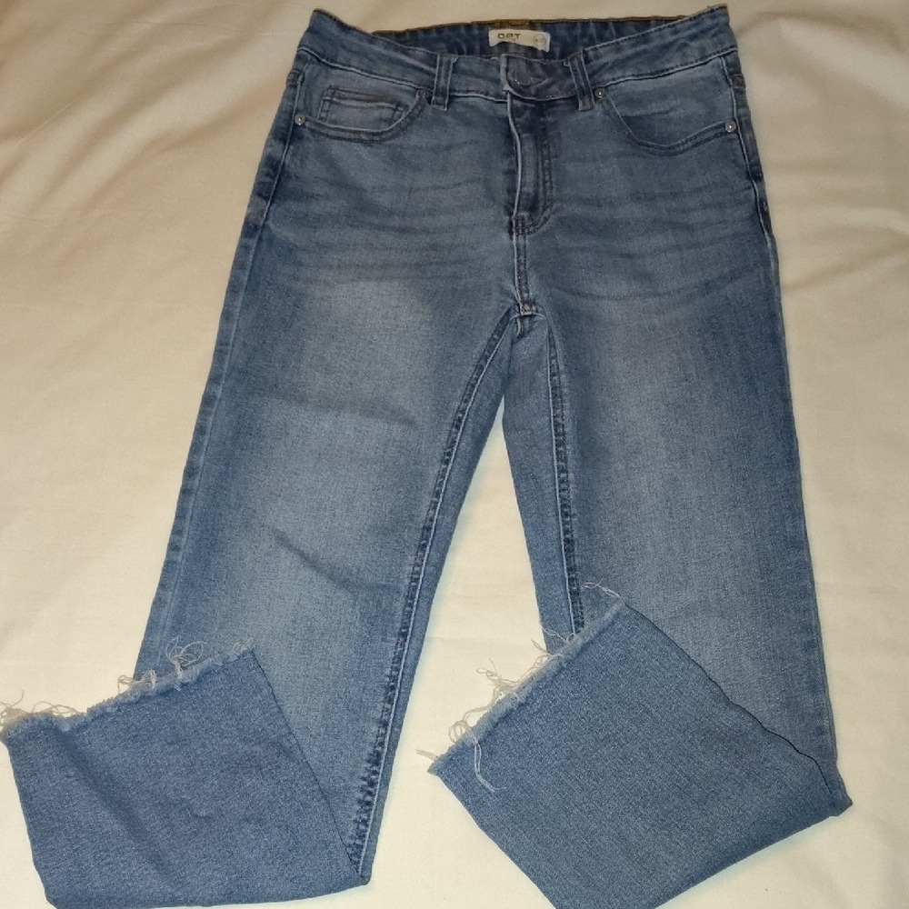Oat New York Straight Cropped Leg Jeans in Light Blue Size 4 Frayed Hem EUC